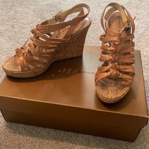 NEW Audrey broke wedges size 6.5